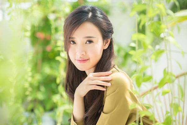 Midu cũng thường xuyên tự làm mẫu cho những bộ Shbet999 com đăng nhập của mình.